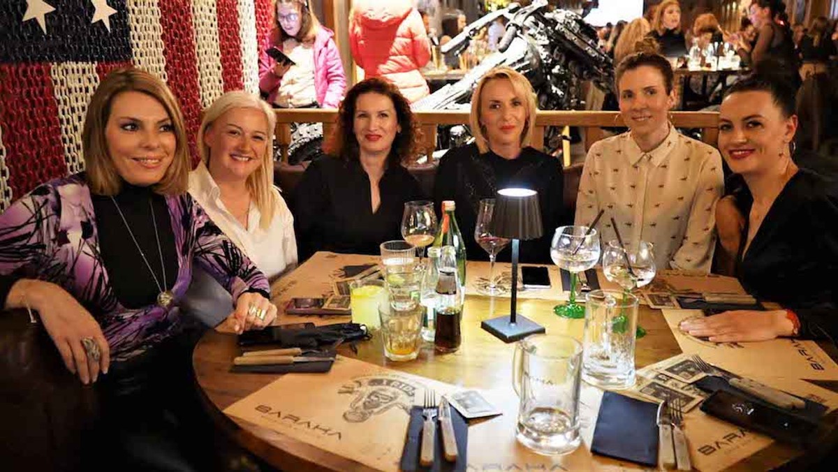 Provod u Baraci i Planu B | foto: Radomir Đurđević