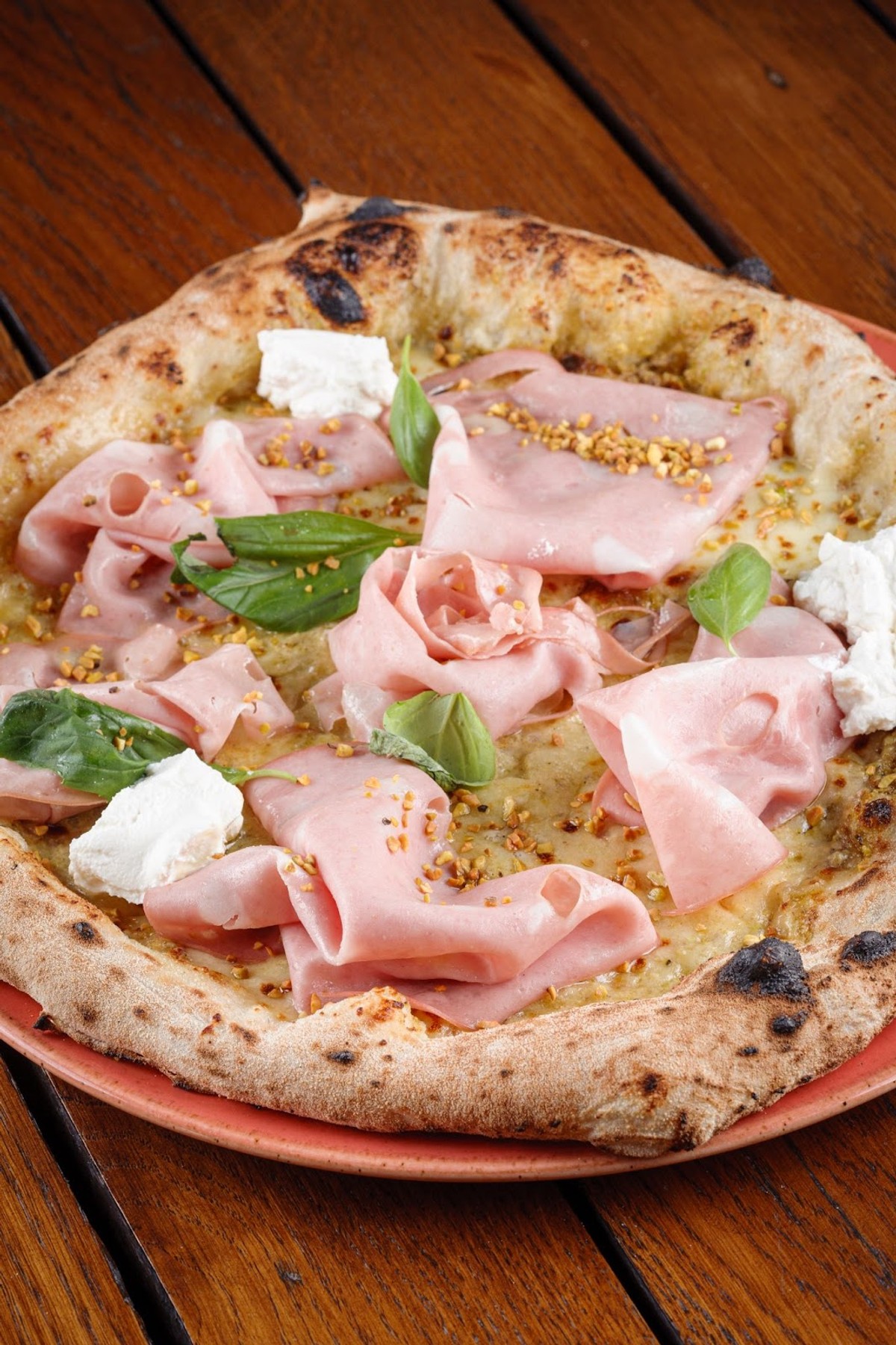 Pizzeria s najljepšim pogledom u Splitu od sada nudi i pizze u napuljskom stilu