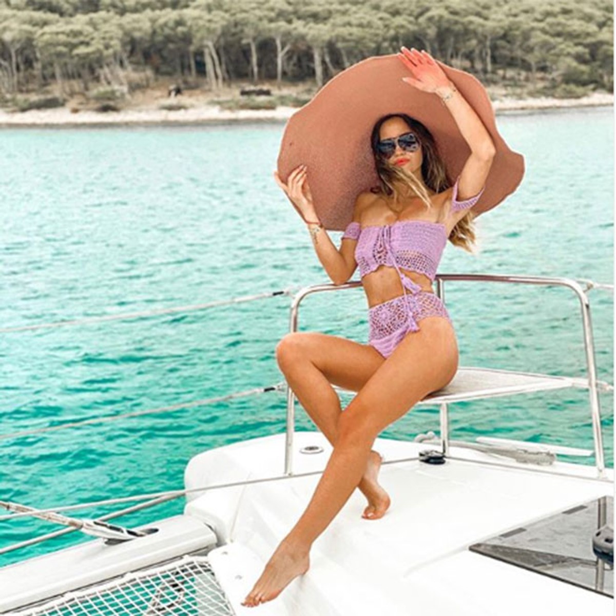 Poznate Hrvatice uživaju na obali, pogledajte njihove seksi fotografije u kupaćim kostimima