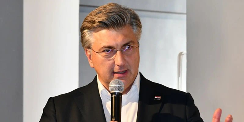 PLENKOVIĆ: NATO je obaviješten o srpskom raketnom naoružanju