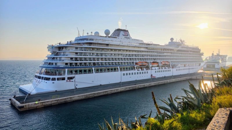 SPLIT SE BUDI Turistička sezona je tu, a s njom i prvi kruzeri