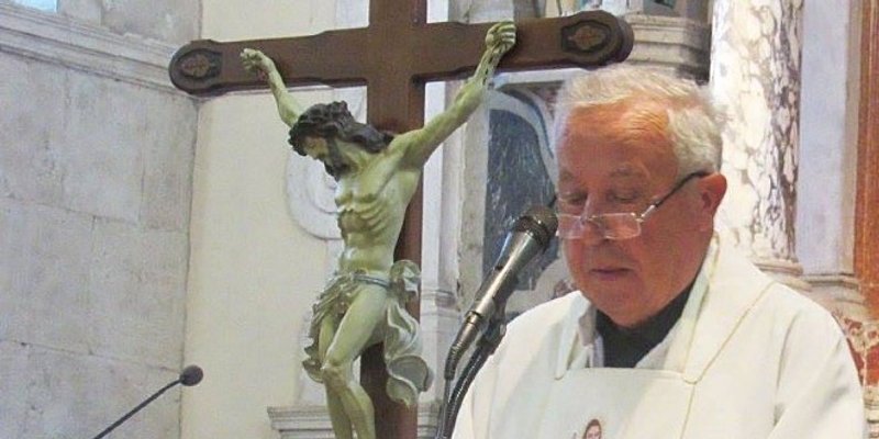 VIDEO Preminuo omiljeni kaštelanski svećenik don Luka Vuco