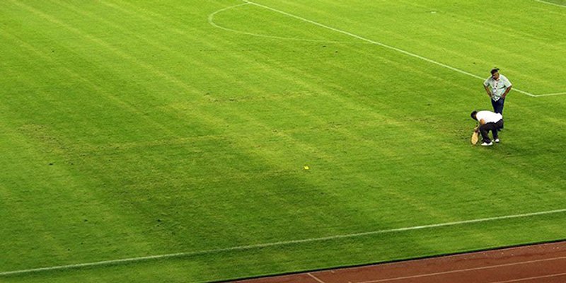 Poljudski kukasti križ ne propagira nacizam već se simbolom zla usmjerava pažnja na ljude u kravatama