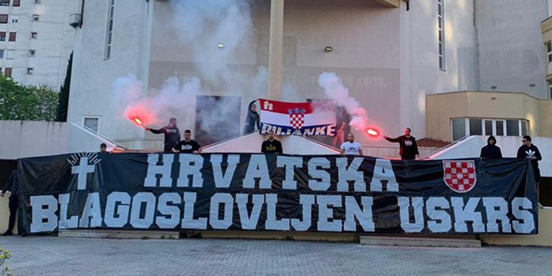 Torcida Pujanke čestitala Uskrs na svoj način