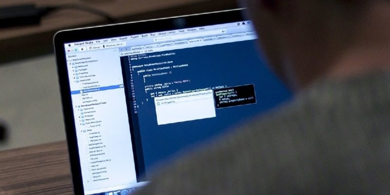 Maloljetnici koji su lažno prijetili bombama osumnjičeni za terorizam