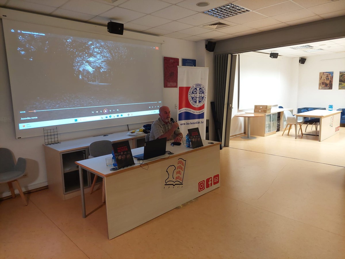 Jazovka izazvala veliko zanimanje Splićana, speleolog pričao o prizorima koje je zatekao na 30 m dubine