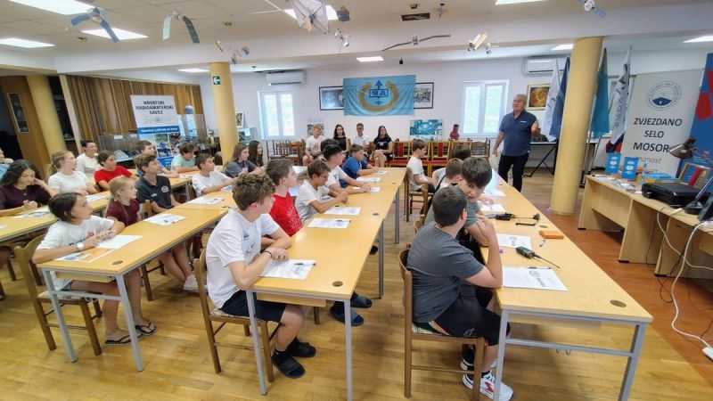FOTOGALERIJA Završen Radioamaterski kamp za mlade 'Zvjezdano selo Mosor 2026.'
