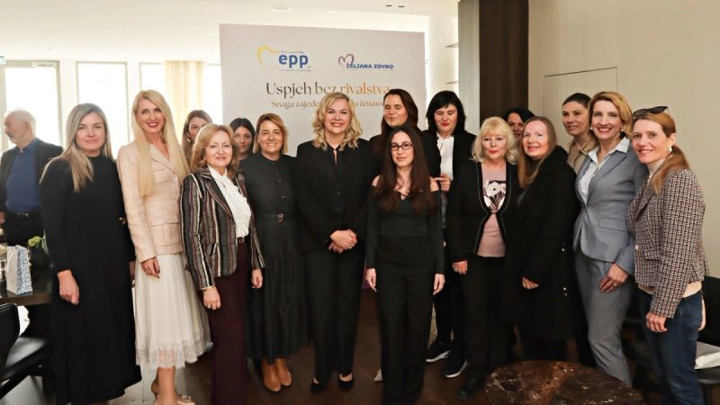 Žene kao uzor, a ne konkurencija: Poruke događaja koji je okupio poslovni i politički vrh