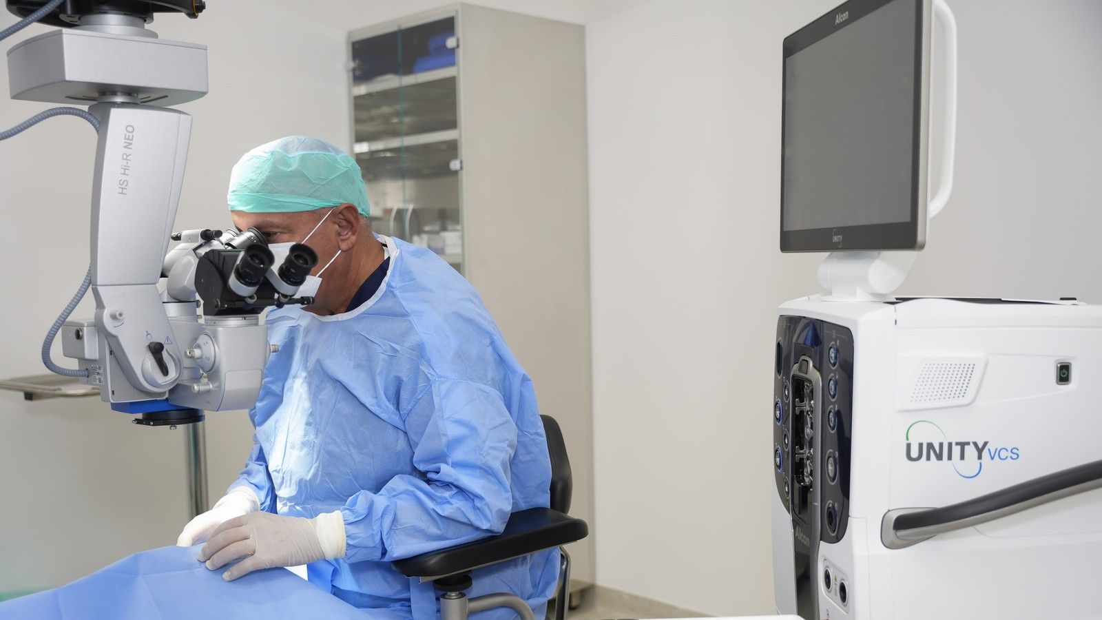 Dr. Dean Šarić, jedno od najvećih imena laserske korekcije vida, od sada je u Poliklinici Videa