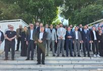 FOTO Zapaljene svijeće pred Tuđmanovim spomenikom u Splitu, evo tko mu je sve odao počast