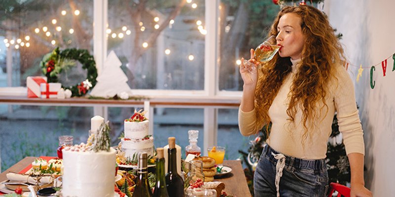 Dalmacijavino kao Djed Božićnjak: Pokloni bocu vina najmilijima i razveseli im blagdane!