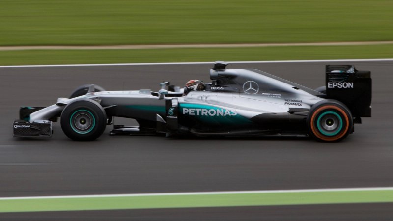 MERCEDES SUPERIORAN NA STARTU SEZONE Je li došlo vrijeme Georgea Russella?