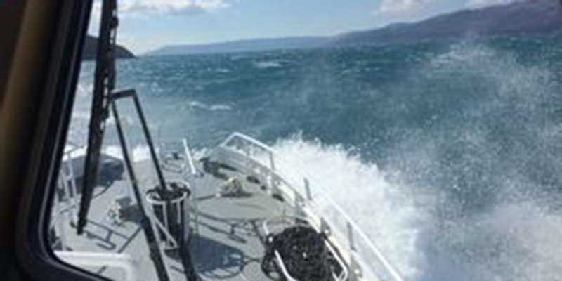 Troje Nijemaca se po jakoj buri na supovima zaputilo u obilazak Krka, spasila ih je policija