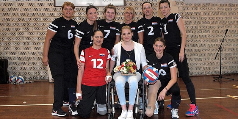 Mediteran 2016: Turnir u sjedećoj odbojci prekinut je kako bi se ovacijama pozdravilo Anđelu Mužinić