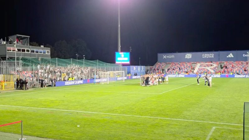 VIDEO: Pogledajte kako je Torcida ispratila 'bijele' poslije prolaska u Konferencijsku ligu