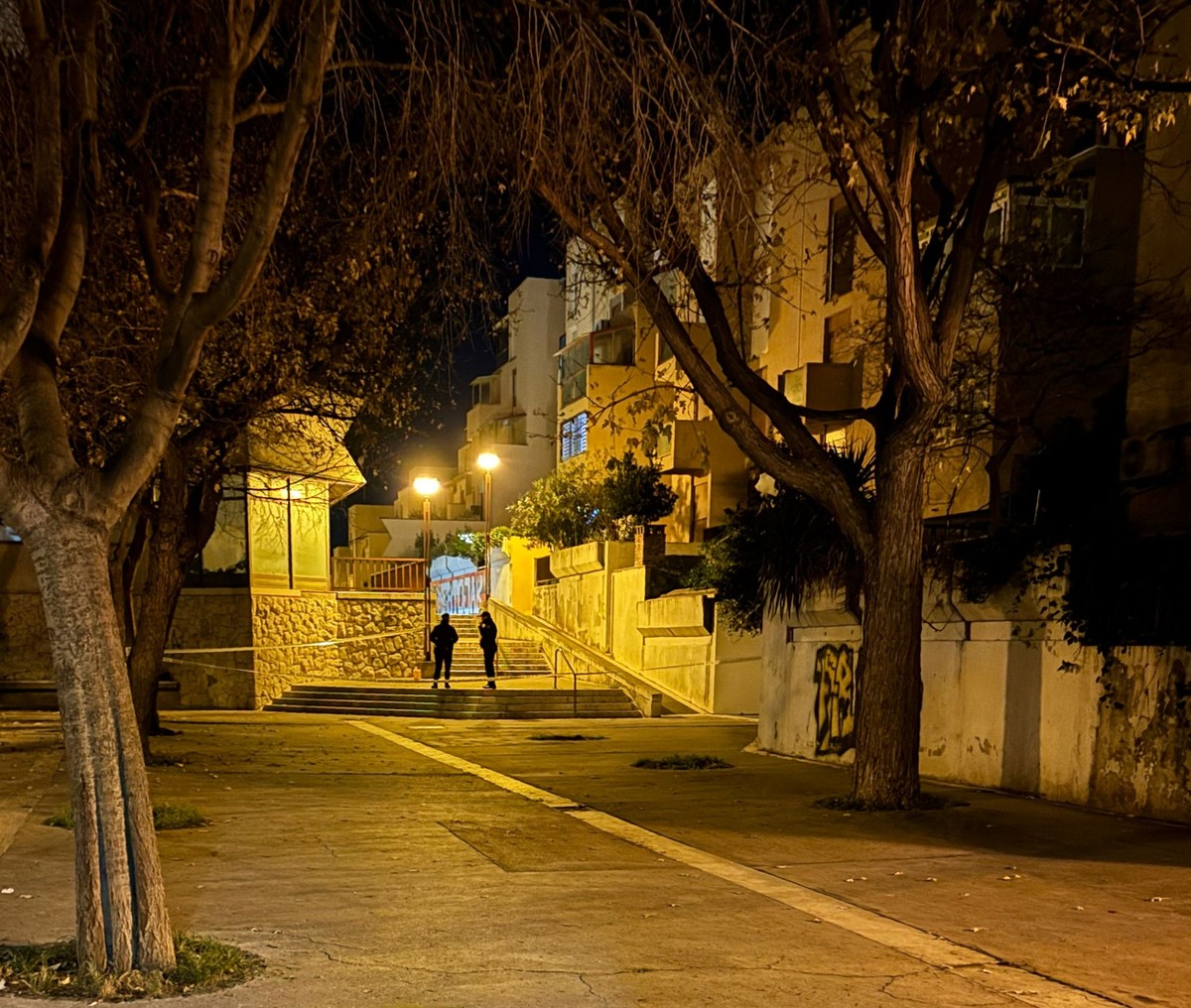 FOTO/VIDEO: STRAVA U SPLITU Čekićem izudarao roditelje u stanu, u teškom su stanju prebačeni u bolnicu