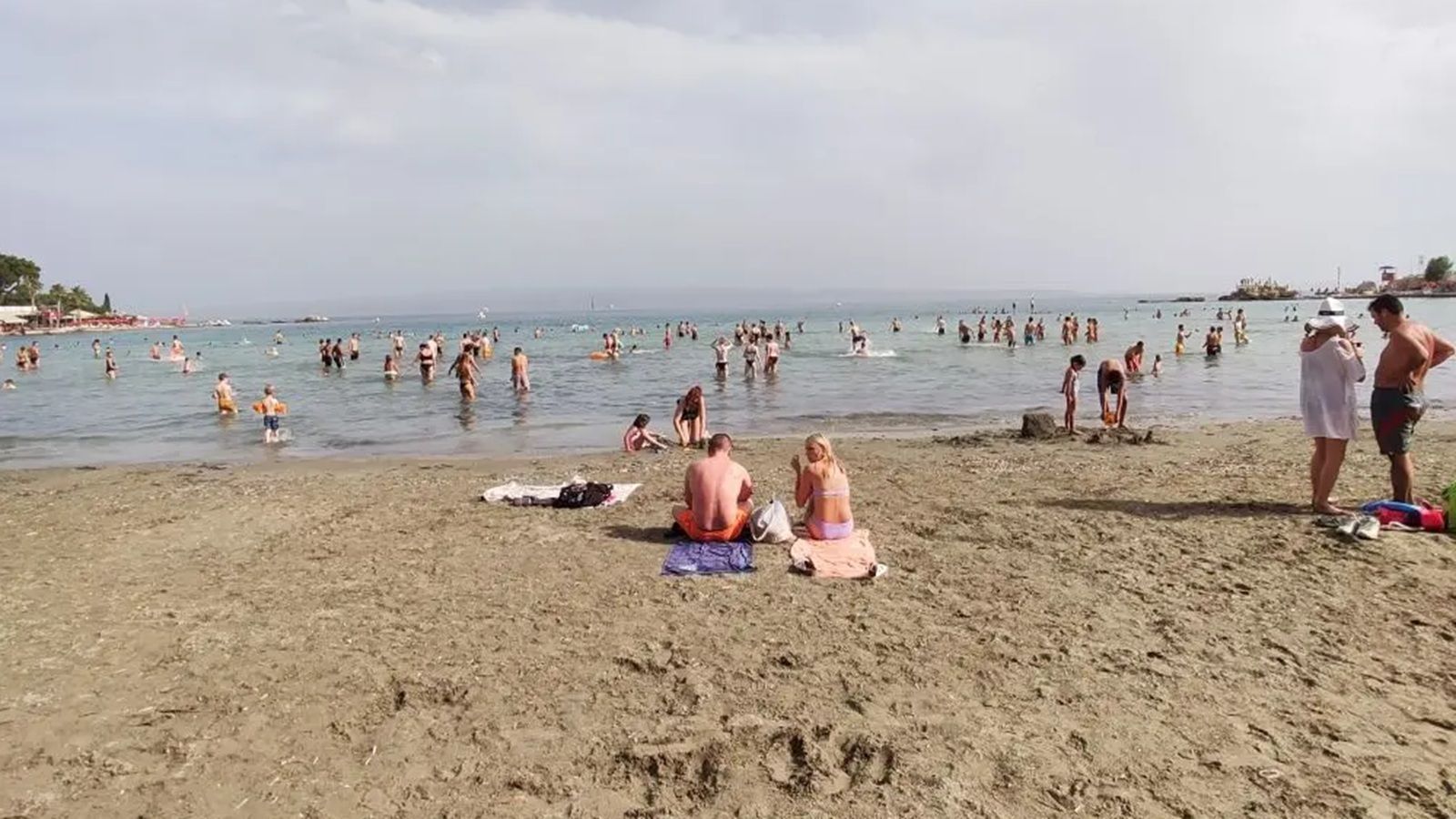 U Dalmaciji sunčano i vruće, popodne mogući grmljavinski pljuskovi