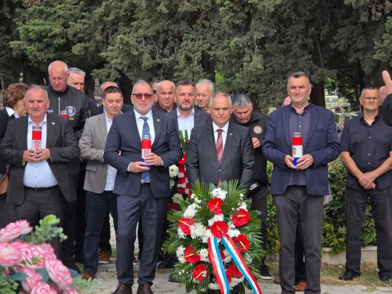 FOTO Pogledajte kako se obilježilo sjećanje na nevine žrtve Bleiburga i Križnog puta u Splitu