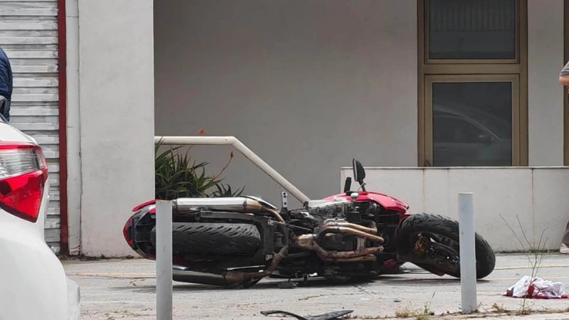 Sudar na Poljičkoj cesti: Motociklist prevezen u bolnicu