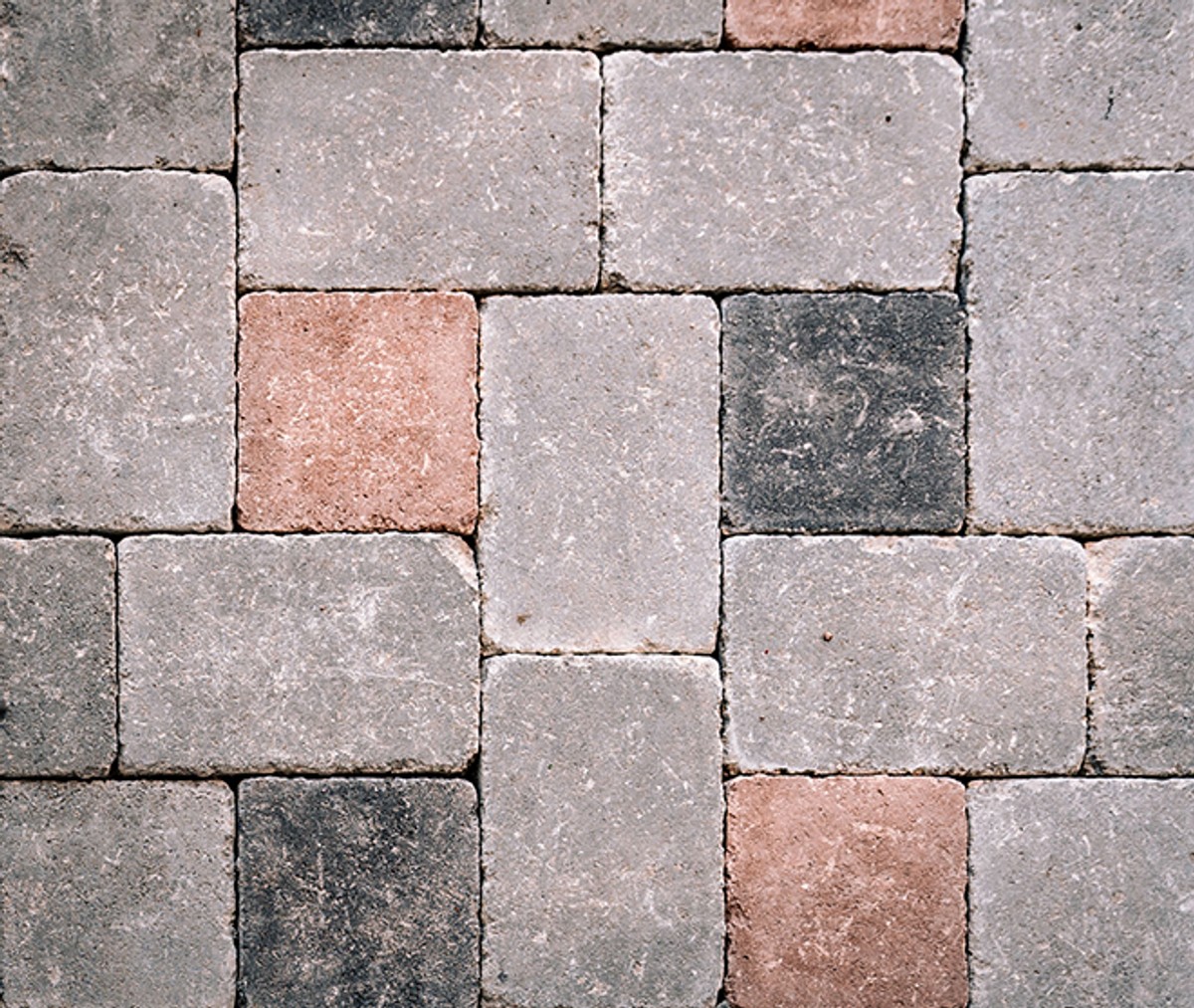 Tri savjeta kako odabrati idealne opločnike za okućnicu