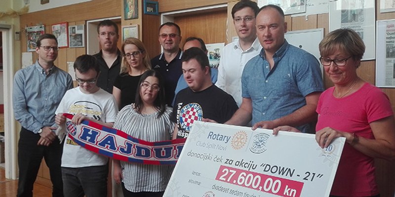 Rotary klub Split Novi donirao 27.600 kuna Udruzi Down 21, a sada planiraju akciju e-učionice za KBC Split