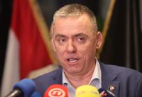 OBJAVIO I FOTOGRAFIJU: 'Orešković spominje ustavna prava, a ja sam za svako slovo Ustava dobio kundakom u rebra i potiljak'