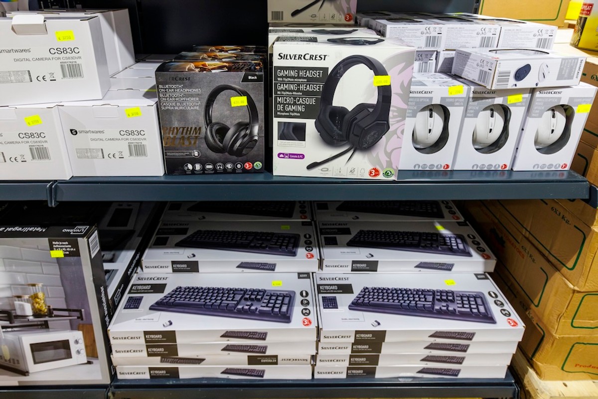 Kreće totalno ludilo u Kaštelima, poznati outlet šokirao niskim cijenama: Od danas imaju kućanske aparate, alat, bazene, jacuzzije...