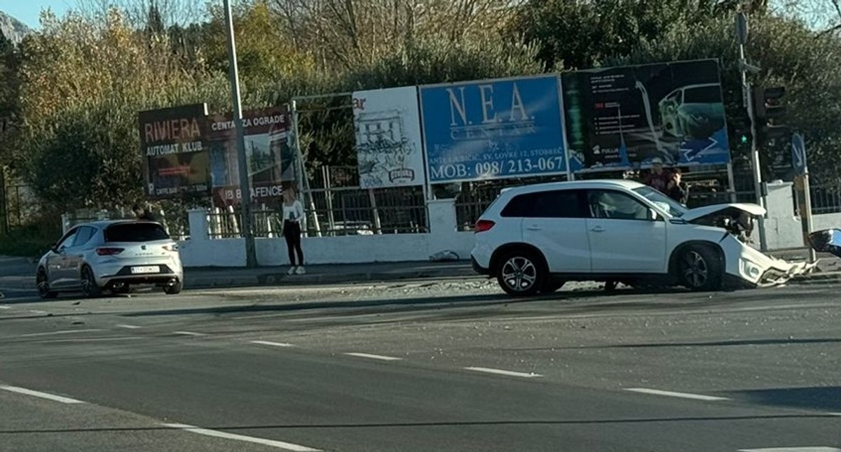 FOTO Teška prometna na križanju Stobreča i TTTS-a