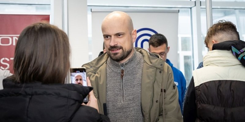 SPLI'SKI KRNJEVAL Vojko V. otkrio što sprema publici, u što će se maskirati i odgovorio na nekoliko bliz pitanja