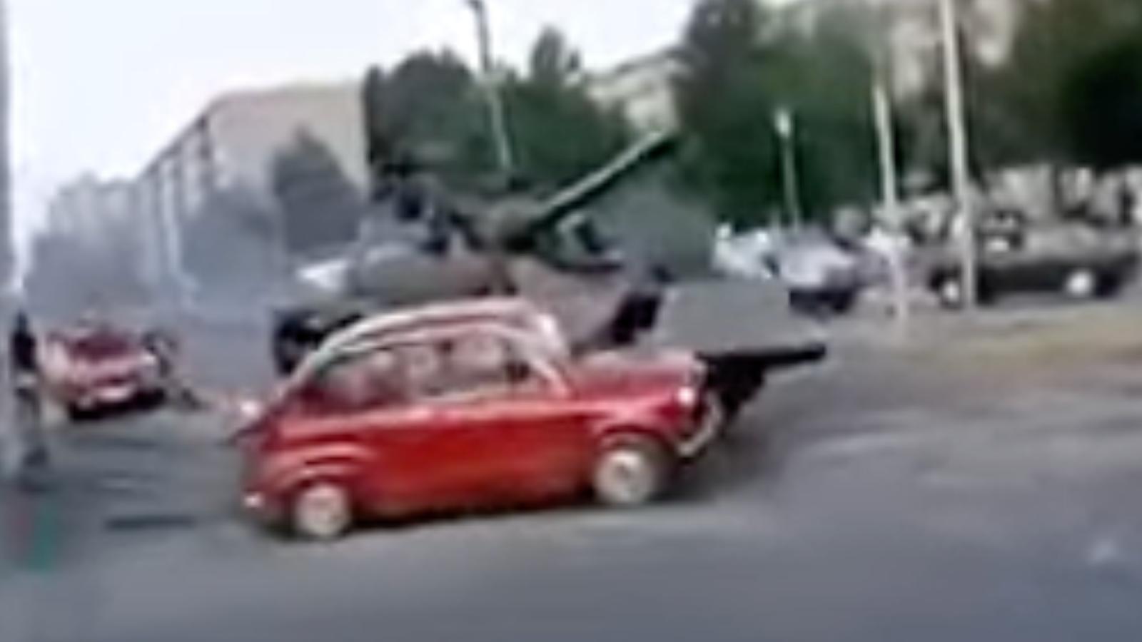 VIDEO Dan kada je crveni Fićo stao pred tenk: Snimka koja je postala simbol Domovinskog rata