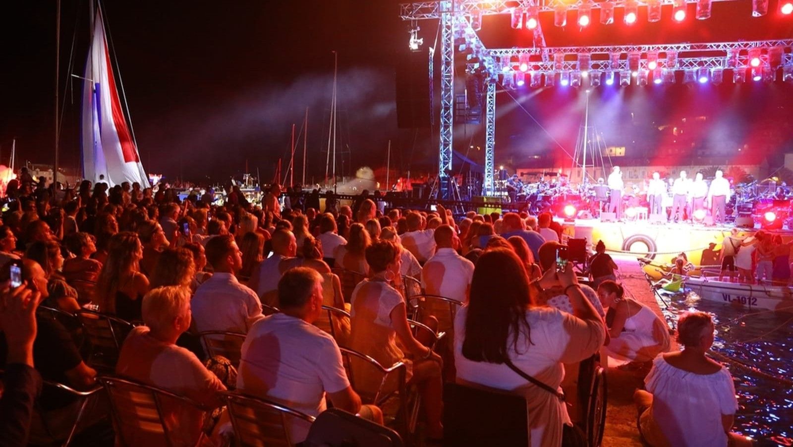 Manifestacija 'Trag u beskraju' i ove godine u Veloj Luci, među izvođačima i Jakov Jozinović