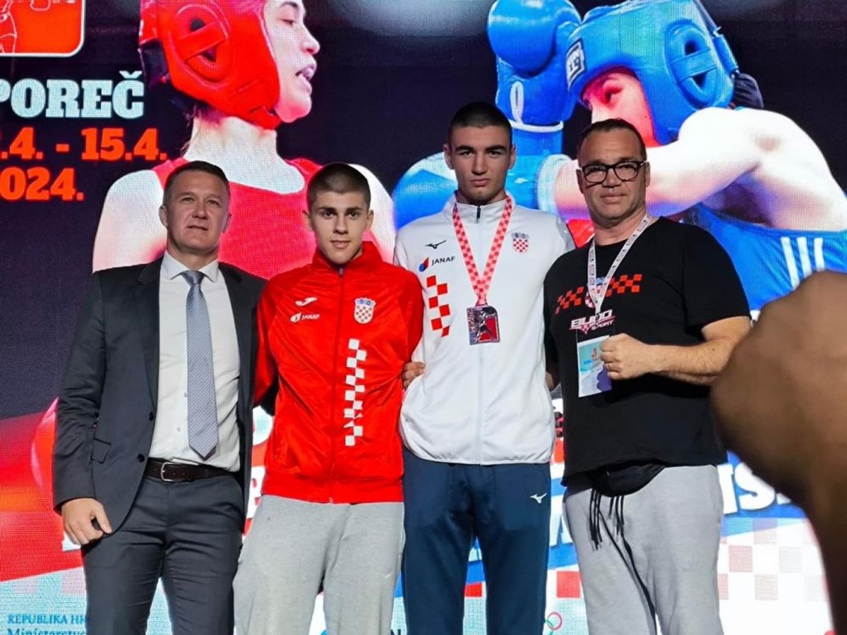 VIDEO: Pogledajte kako su torcidaši dočekali svog brončanog junaka