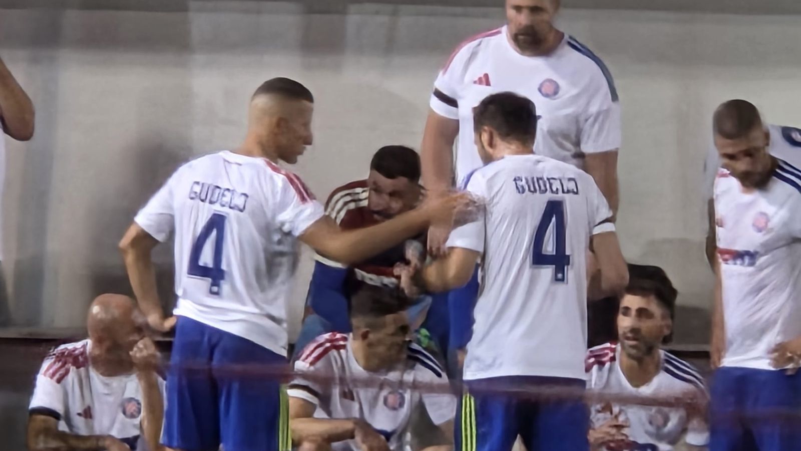 TORCIDA KUP: Veterani Hajduka nastupili u posebnim dresovima, finale izgubili golom Drage Gabrića u zadnjoj sekundi