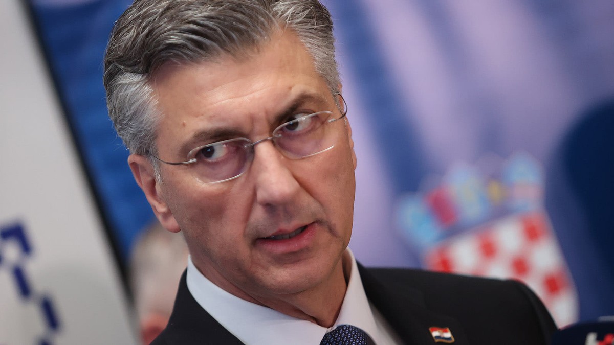 Amerikanac uletio na pozornicu tijekom zagrebačkog koncerta, u publici bio Plenković s ministrima