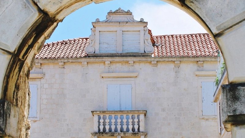 Travanj u Muzeju grada Trogira