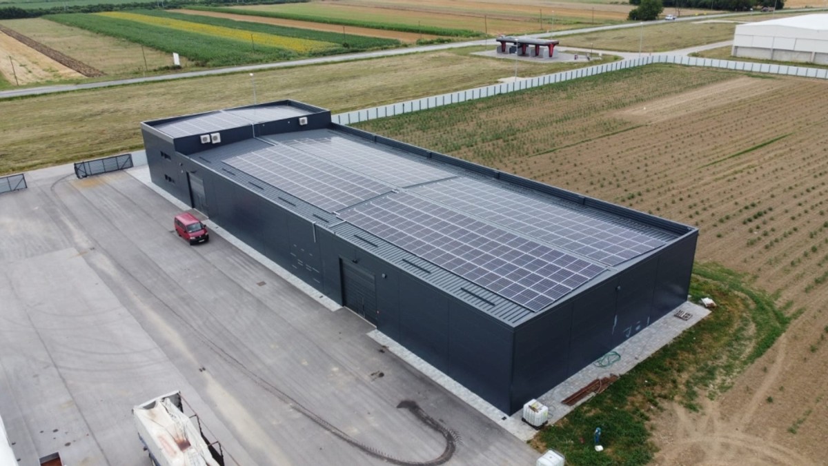 SURADNJA TVRTKI 'CTE' I 'SOLAR PROJEKT' Znate li što su agrosolari? Inteligentno spajanje poljoprivrede s proizvodnjom električne energije