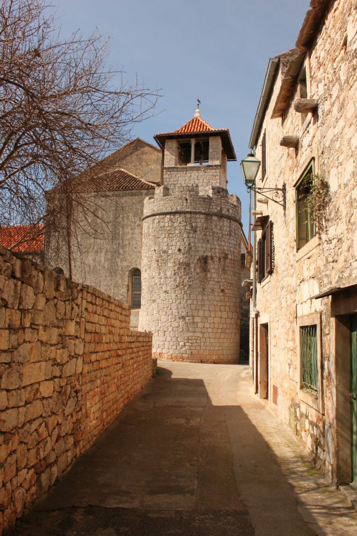 Pročitajte kako je alžirski beg Uluč-Ali napao Hvar i koje su se sve svjetske sile borile za otok