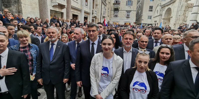 VIDEO: Poslušajte govore s predizbornog skupa HDZ-a na Peristilu