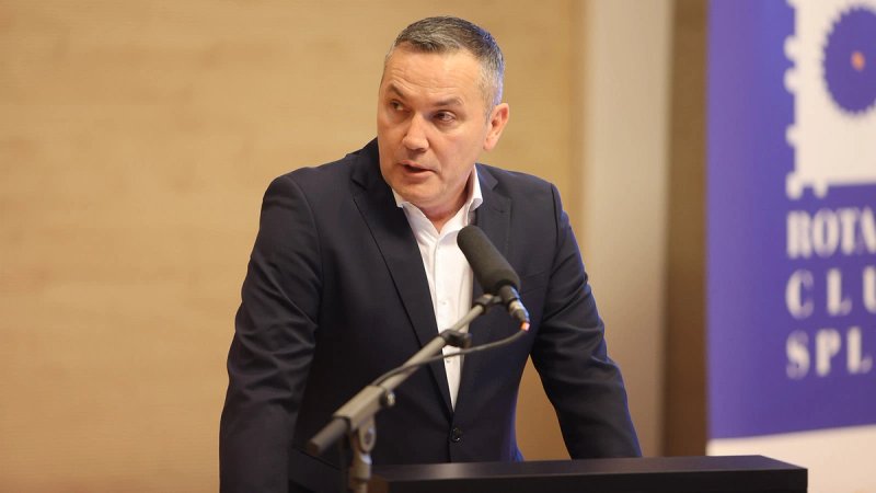 HNS poslao službeni dopis Infantinu i izrazio neslaganje sa suđenjem