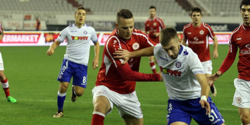 LOVA DO KROVA: Bivši stoper RNK Splita prešao u Napoli za 14 milijuna eura!