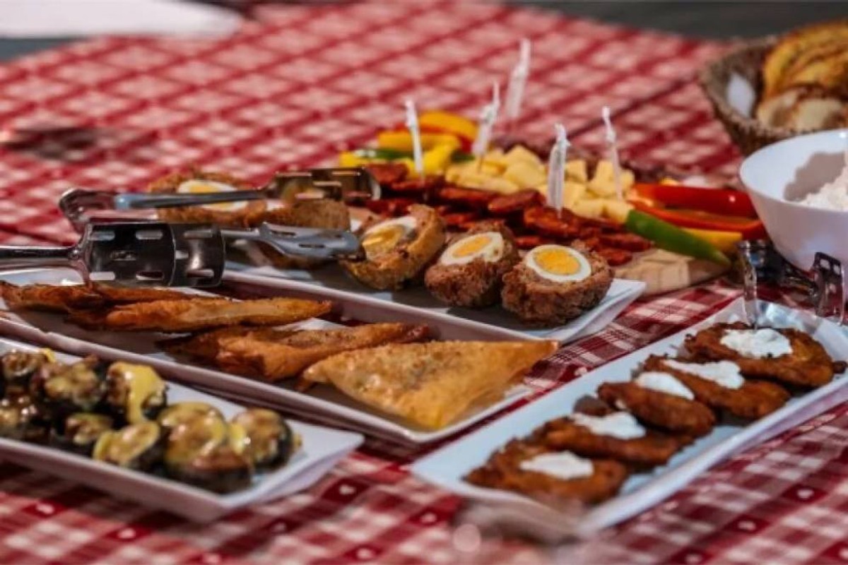 Od šarana na rašljama, meda, sira, vina do šljiva i rakije: Doživljaj više čeka vas ove jeseni