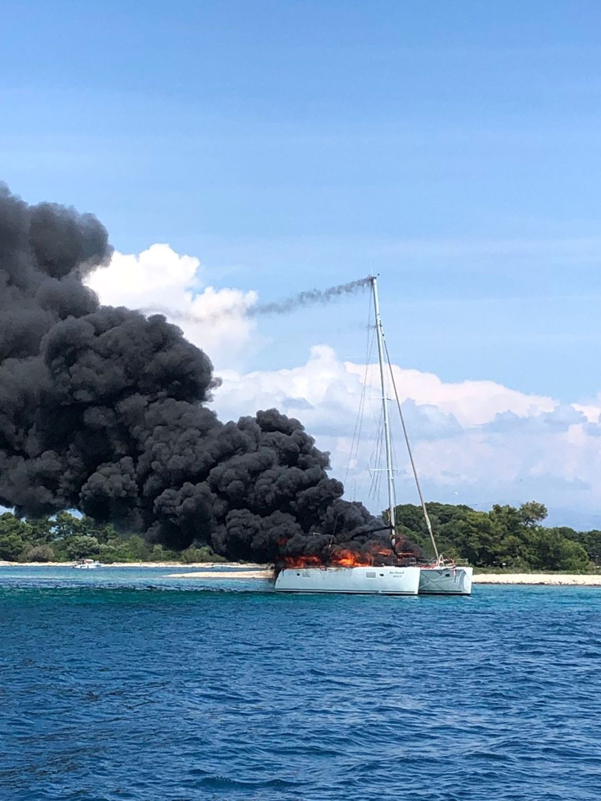 Požari na plovilima u zadarskom i splitskom akvatoriju | foto: MMPI