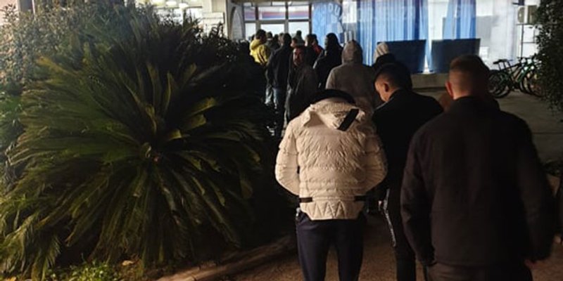 ČEKA SE I PO MRAKU: Velik interes za utakmicu juniora