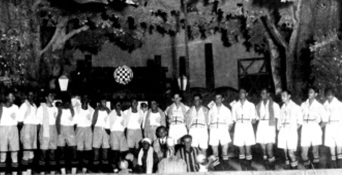 POVRATAK U 1926. Stari plac, Hajdukova uzbudljiva utakmica s Englezima, ljubav nogometne zvijezde Slavka i lijepe Splićanke Mile…