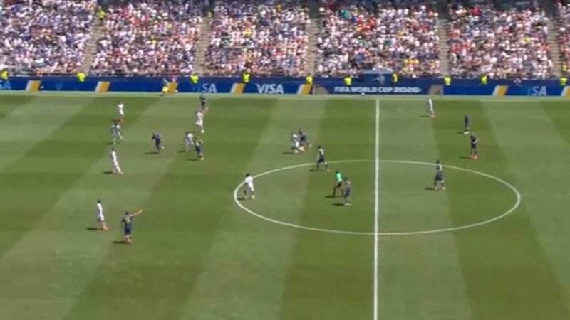 Bosna i Hercegovina ispisala povijest, Sigur nije ulazio za Kanadu