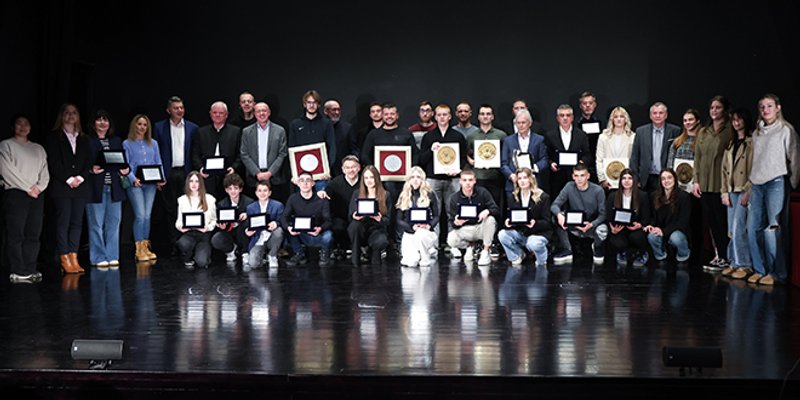 FOTOGALERIJA: Dodijeljena su priznanja za postignute uspjehe sportašima s područja Solina