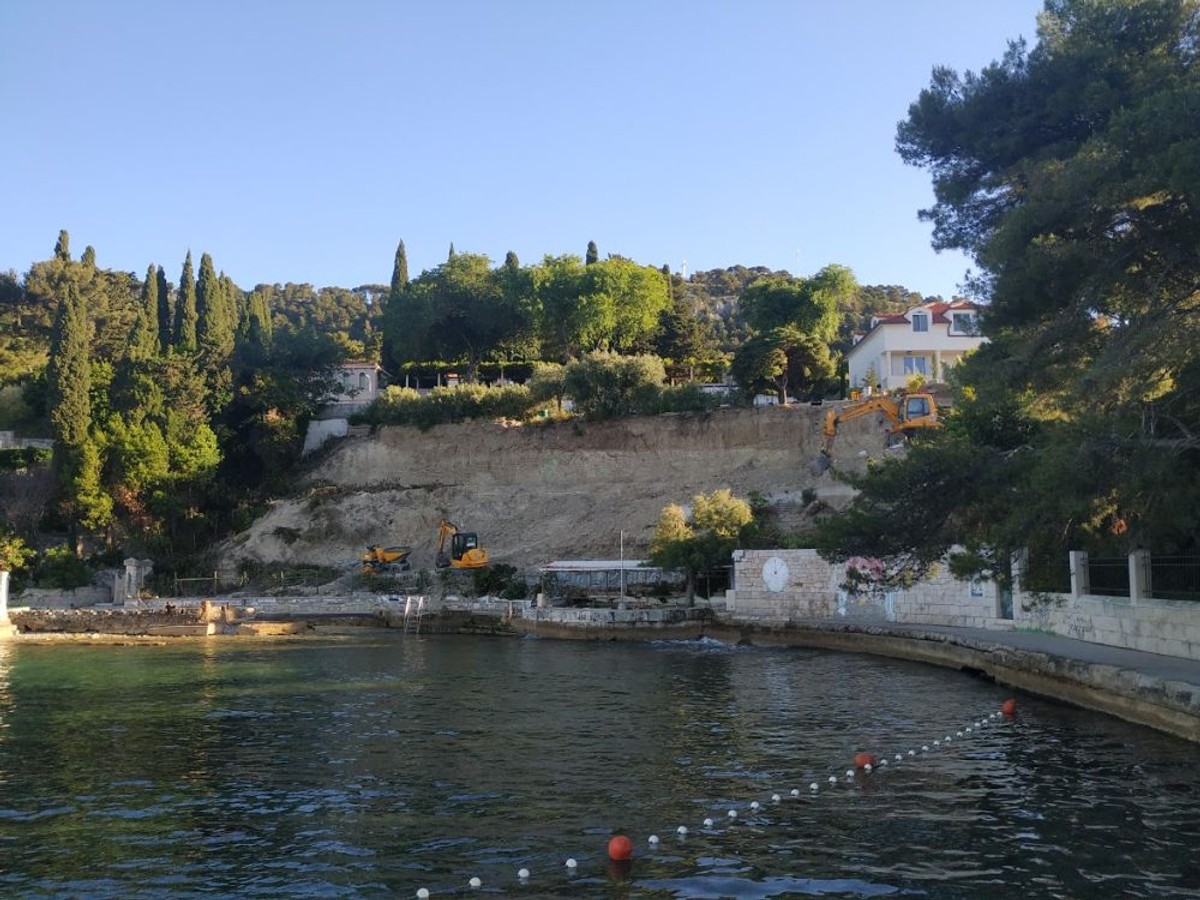 Park šuma zabranila radove u uvali Ježinac