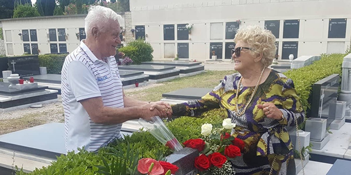 DANAS BI NAVRŠIO 85 GODINA: Delegacija Hajduka, rodbina i veterani na Lovrincu su još jednom odali počast velikom Tomislavu Iviću