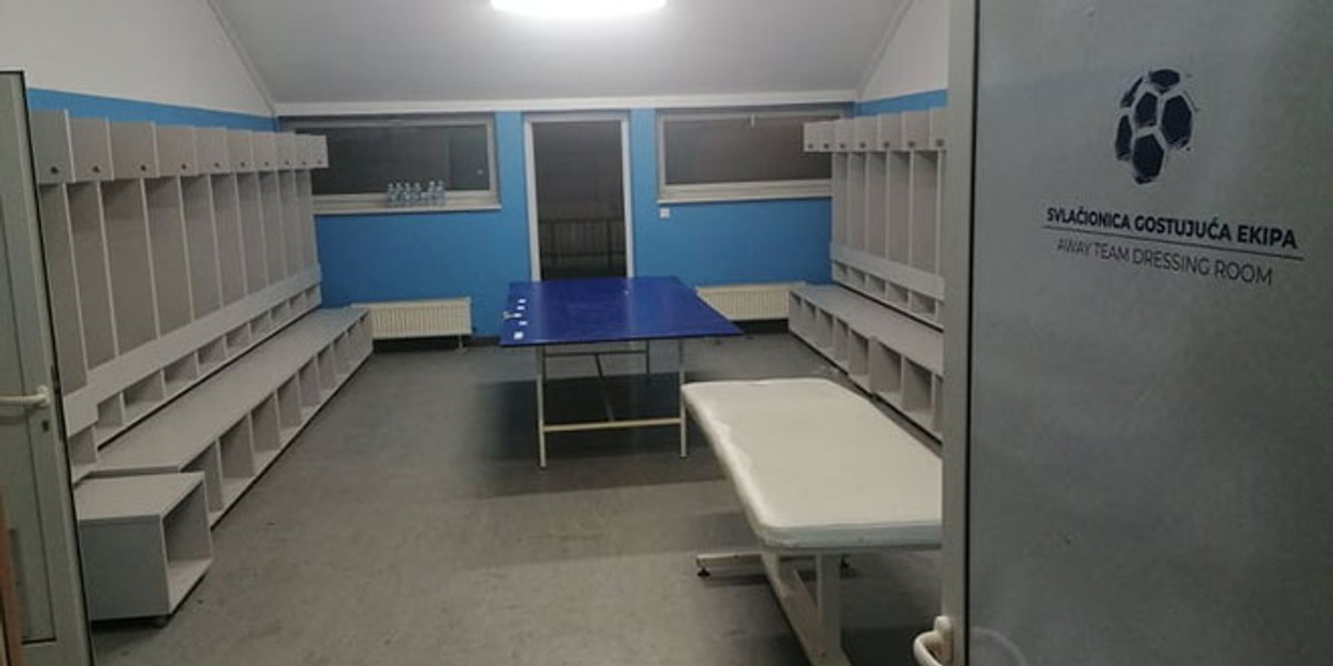 ČISTAČICE NISU IMALE POSLA: Pogledajte kakvu su svlačionicu iza sebe ostavili igrači Hajduka