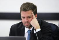 Burno odmah na početku: Na raspravi o štandarcu padale teške riječi, Stanišić poručio Barbiru: 'Čistiji je moj izbor, nego Vaša diploma'